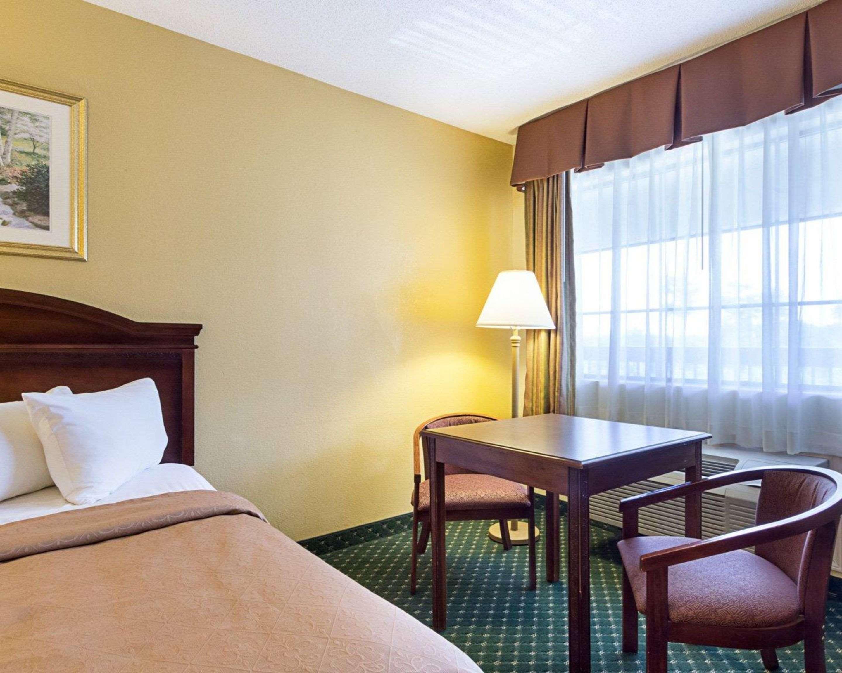 Motel 6 Jackson Ms Southwest מראה חיצוני תמונה